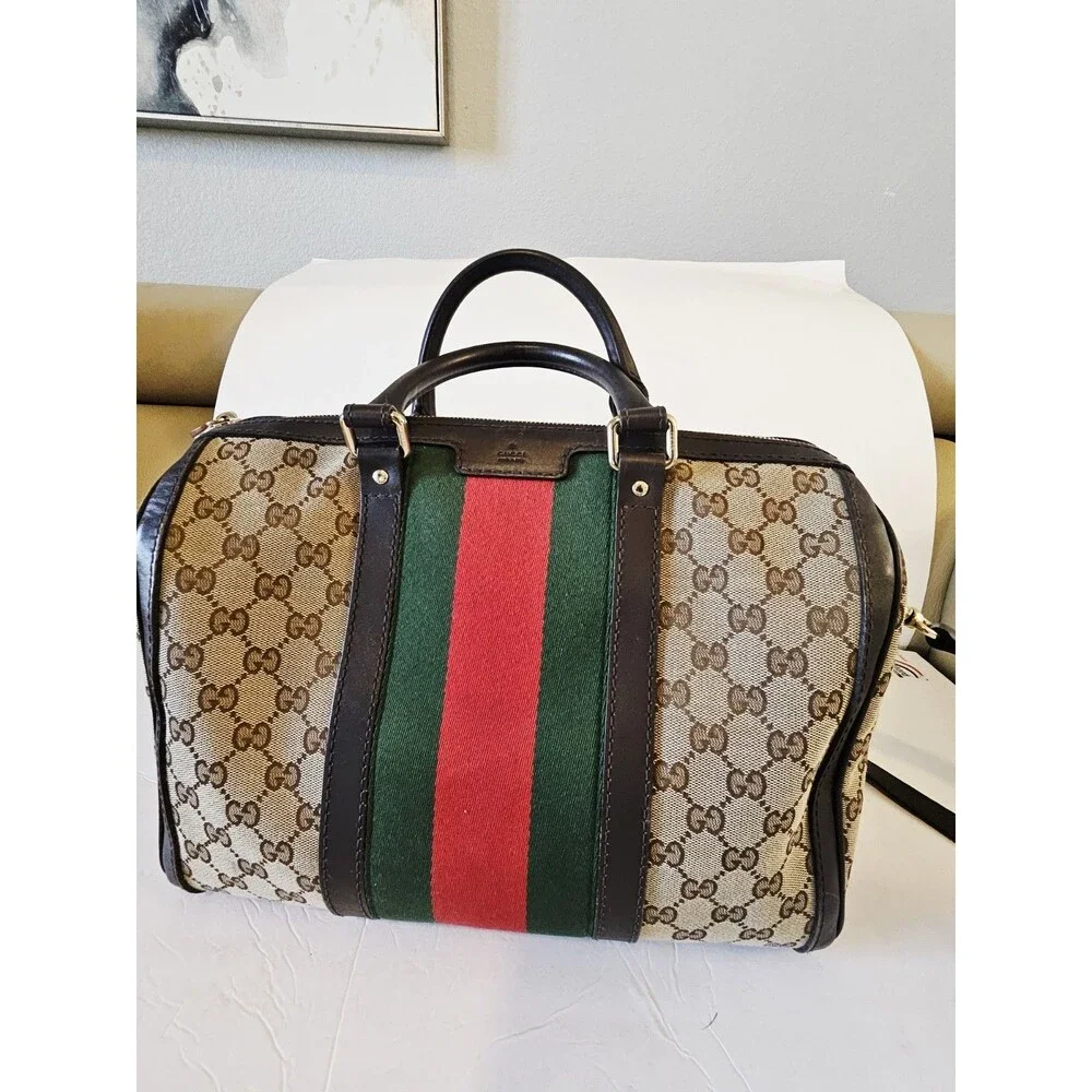 Authentic Gucci Medium Canvas GG Crossbody Bag - Picture 2 of 16